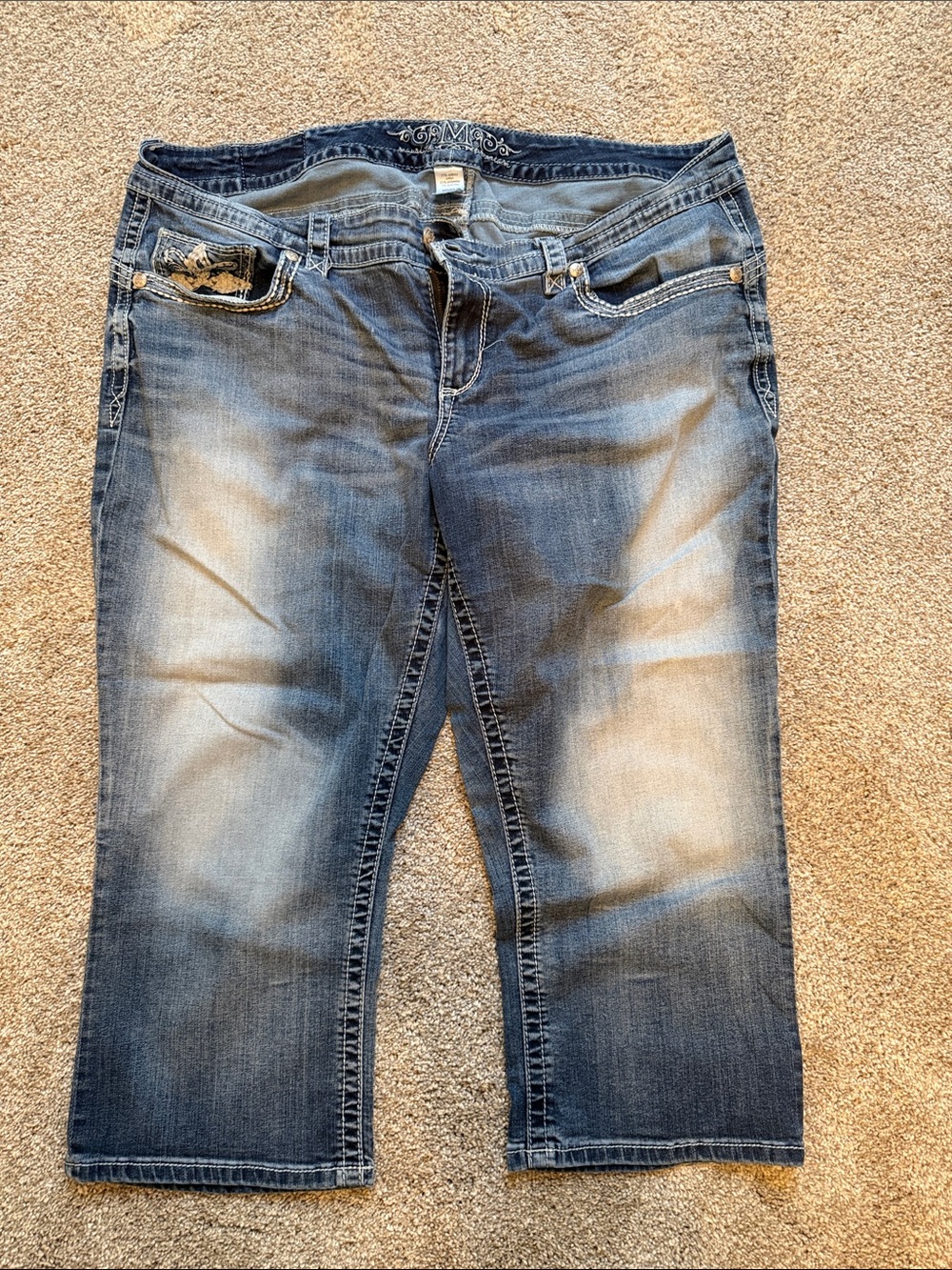 Maurice’s plus 24 regular Women’s Blue Washed Denim capris